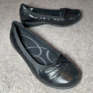 Aravon Andrea - AR Leather Ballet Flats in Black Croc
